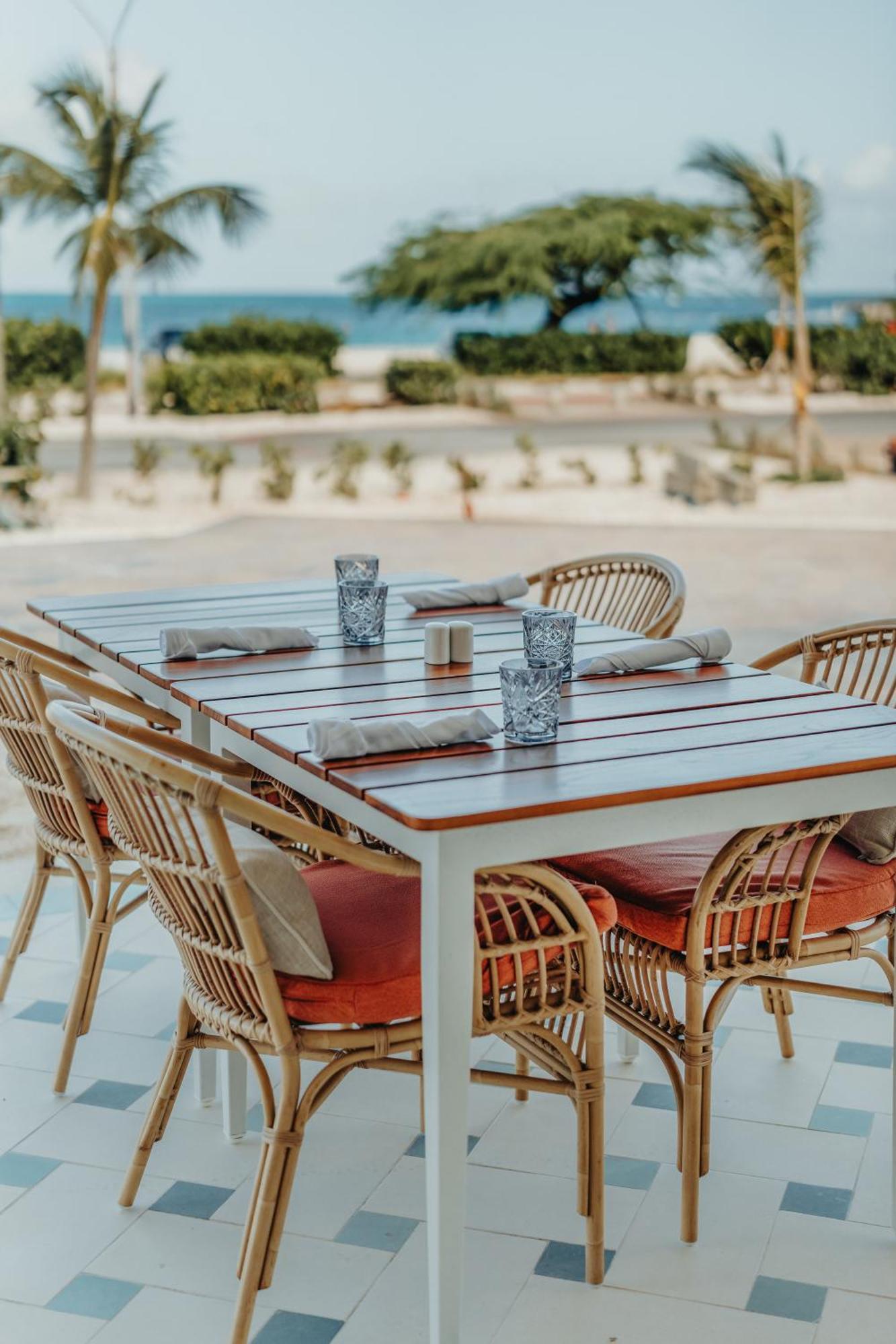 Joia Aruba By Iberostar Hotel Palm Beach Exterior photo