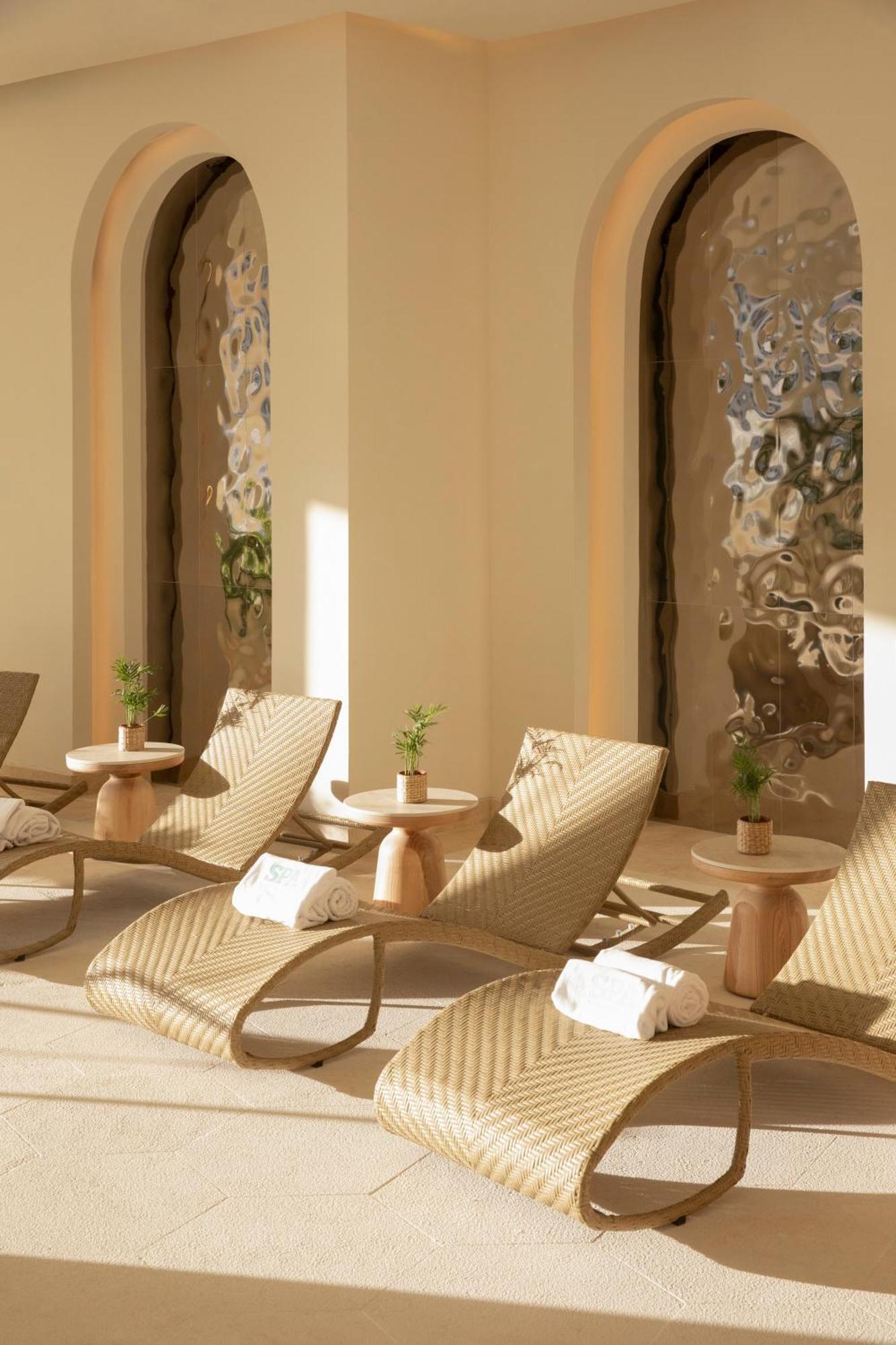 Joia Aruba By Iberostar Hotel Palm Beach Exterior photo